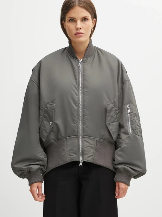 Zdjęcie produktu JW Anderson kurtka bomber Oversized Curved Hem Bomber