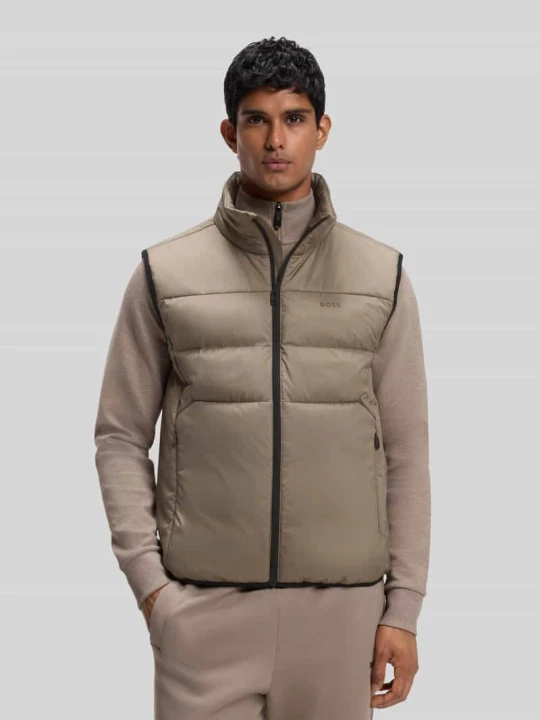 Zdjęcie produktu Kamizelka o kroju regular fit ze stójką model 'OW_Urbanex' Boss Piaskowy