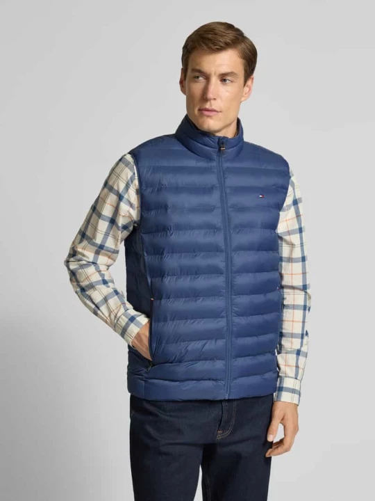 Zdjęcie produktu Kamizelka pikowana o kroju regular fit z wyhaftowanym logo Tommy Hilfiger Jasnoniebieski