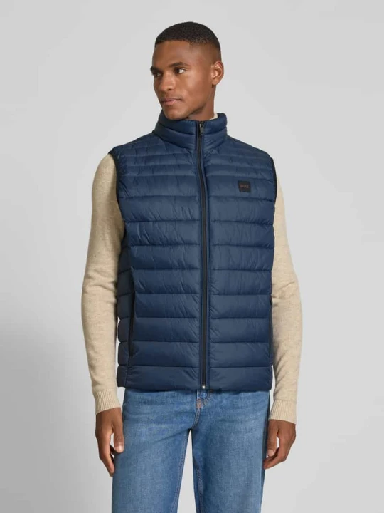 Zdjęcie produktu Kamizelka pikowana o kroju slim fit z kieszeniami zapinanymi na zamek błyskawiczny model ‘ODENO2’ Boss Granatowy