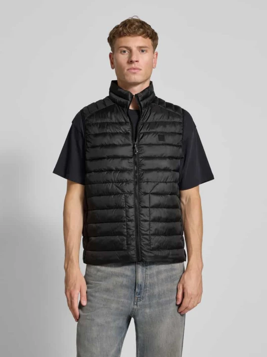 Zdjęcie produktu Kamizelka pikowana z kieszeniami zapinanymi na zamek błyskawiczny Jack&Jones Czarny