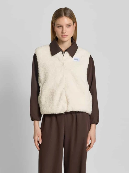 Zdjęcie produktu Kamizelka w teddy-looku w kroju regular fit model 'AMALIA' VILLA SOPHIE Złamany biały