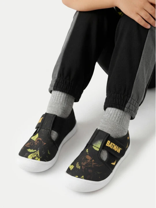 Zdjęcie produktu Kapcie Batman CEO-CM-AW26-200WBBAT Czarny