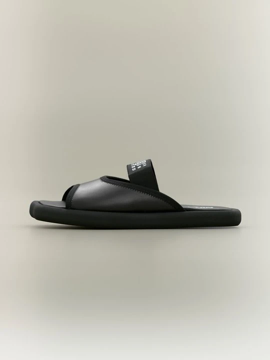 Zdjęcie produktu Kapcie MM6 Maison Margiela czarny