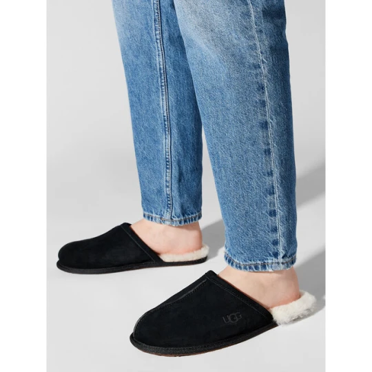 Zdjęcie produktu Kapcie Ugg M Scuff 1101111 Czarny