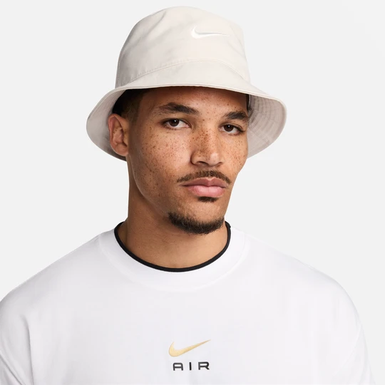 Zdjęcie produktu Kapelusz Swoosh Nike Apex - Brązowy