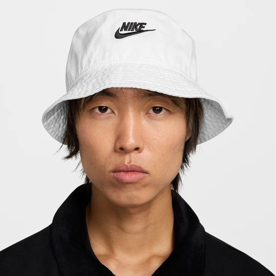 Zdjęcie produktu Kapelusz z efektem sprania Futura Nike Apex - Biel