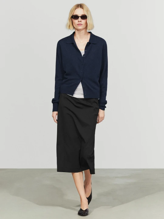 Zdjęcie produktu Kardigan Ze 100% Kaszmiru Z Kołnierzykiem Polo - Granatowy - Massimo Dutti - Female