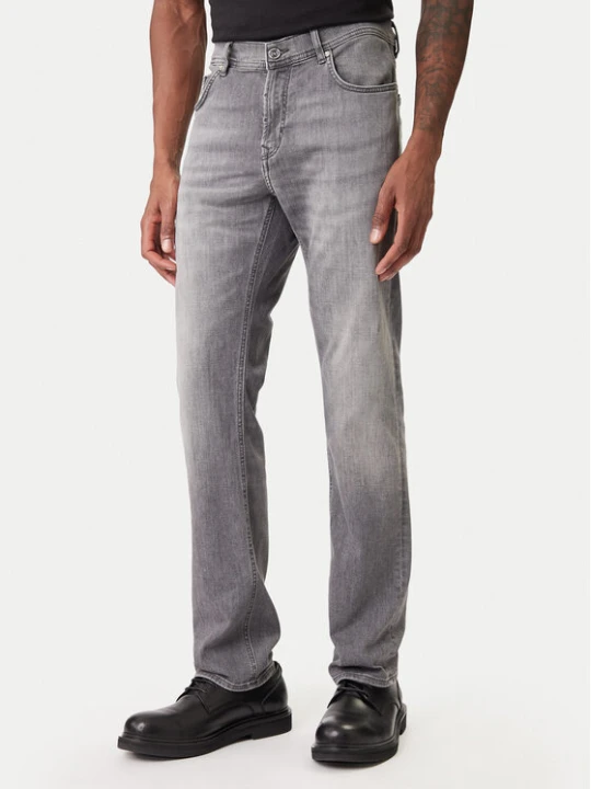 Zdjęcie produktu KARL LAGERFELD Jeansy 265501 500843 Szary Slim Fit