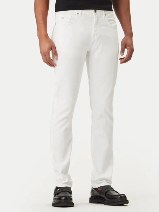 Zdjęcie produktu KARL LAGERFELD Jeansy 265501 562820 Biały Slim Fit