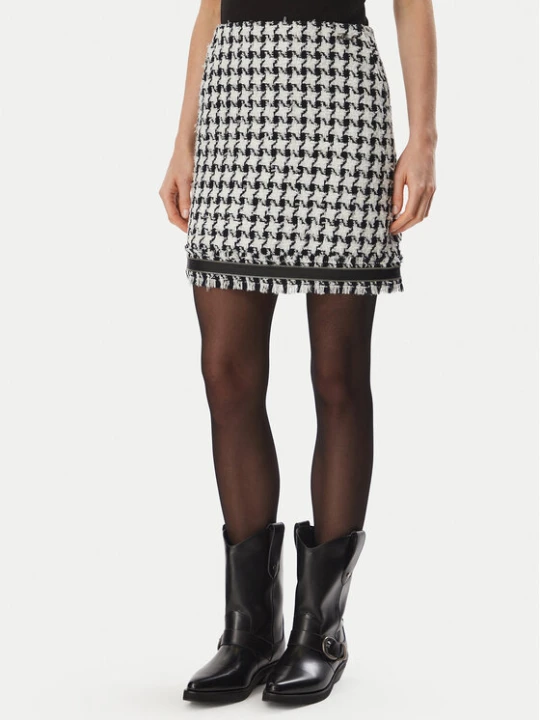 Zdjęcie produktu KARL LAGERFELD Spódnica mini B4W12013 Czarny Regular Fit