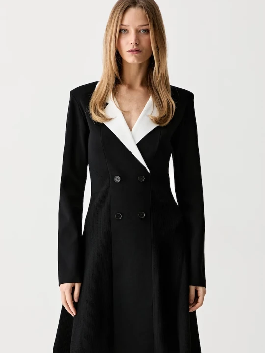 Zdjęcie produktu Karl Lagerfeld sukienka rozkloszowana z wiskozą czarny