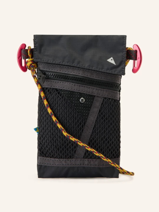 Zdjęcie produktu Klättermusen Listonoszka Algir Lanyard schwarz CZARNY