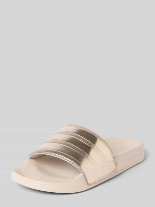 Zdjęcie produktu Klapki basenowe z Metalicznym detal Model 'ADILETTE SHOWER' Adidas Beżowy