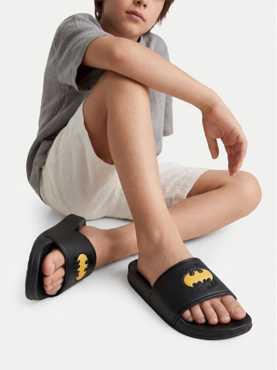 Zdjęcie produktu Klapki Batman CEO-AW26-109WBBAT Czarny