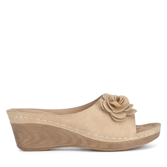 Zdjęcie produktu Klapki Clara Barson WYL05010-29 Beżowy