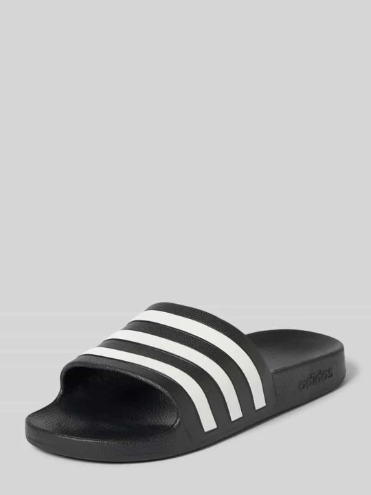 Zdjęcie produktu Klapki kąpielowe z paski w kontrastowym kolorze Model 'ADILETTE AQUA' Adidas
