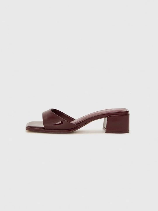 Zdjęcie produktu Klapki na obcasie Call It Spring bordowy
