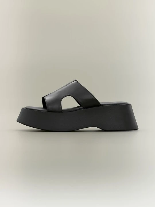 Zdjęcie produktu Klapki na obcasie Even&Odd By Zalando czarny