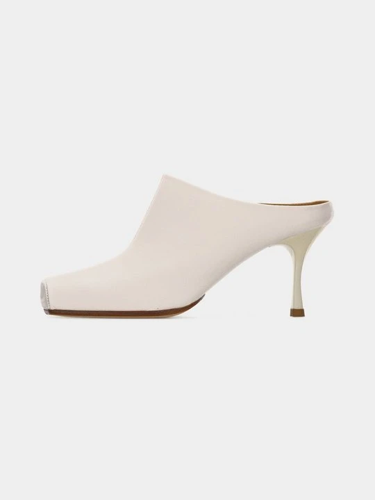 Zdjęcie produktu Klapki na obcasie MM6 Maison Margiela mleczny