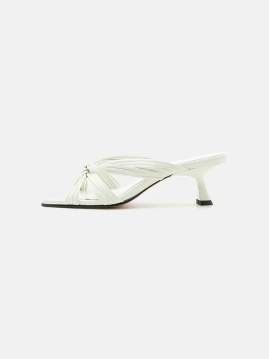 Zdjęcie produktu Klapki na obcasie Souliers Martinez biały