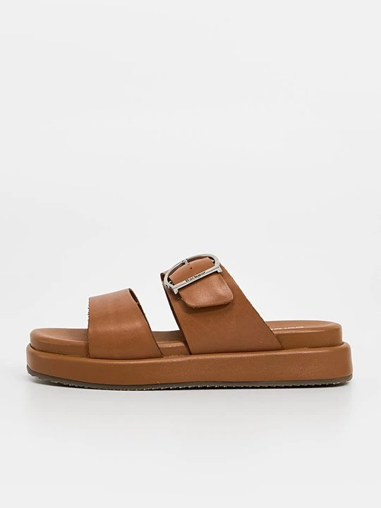 Zdjęcie produktu Klapki płaskie Barbour koniakowy