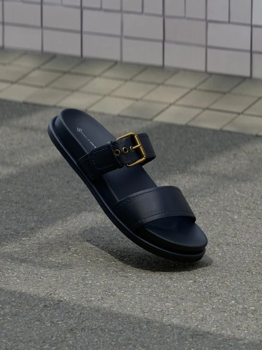 Zdjęcie produktu Klapki płaskie Call It Spring czarny