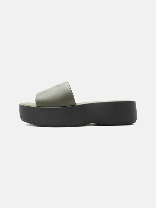 Zdjęcie produktu Klapki płaskie Calvin Klein zielony