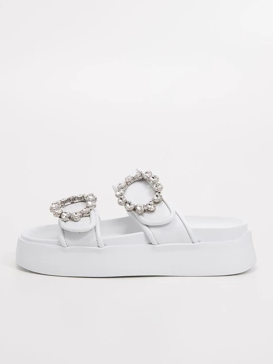 Zdjęcie produktu Klapki płaskie Chiara Ferragni biały