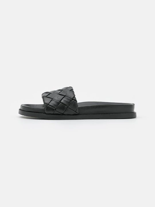 Zdjęcie produktu Klapki płaskie Copenhagen Shoes czarny