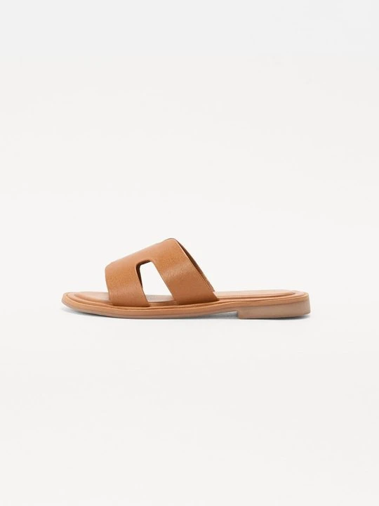 Zdjęcie produktu Klapki płaskie Copenhagen Shoes brązowy