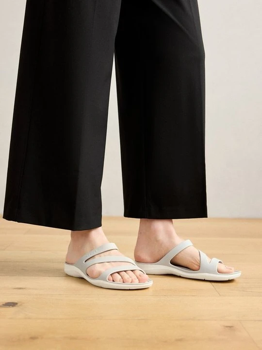 Zdjęcie produktu Klapki płaskie Crocs biały