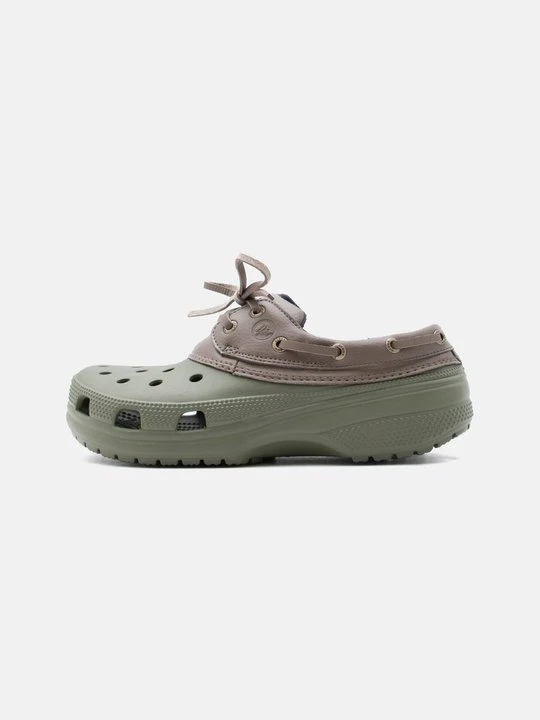 Zdjęcie produktu Klapki płaskie Crocs ciemnozielony