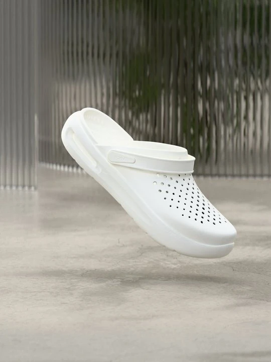 Zdjęcie produktu Klapki płaskie Crocs biały