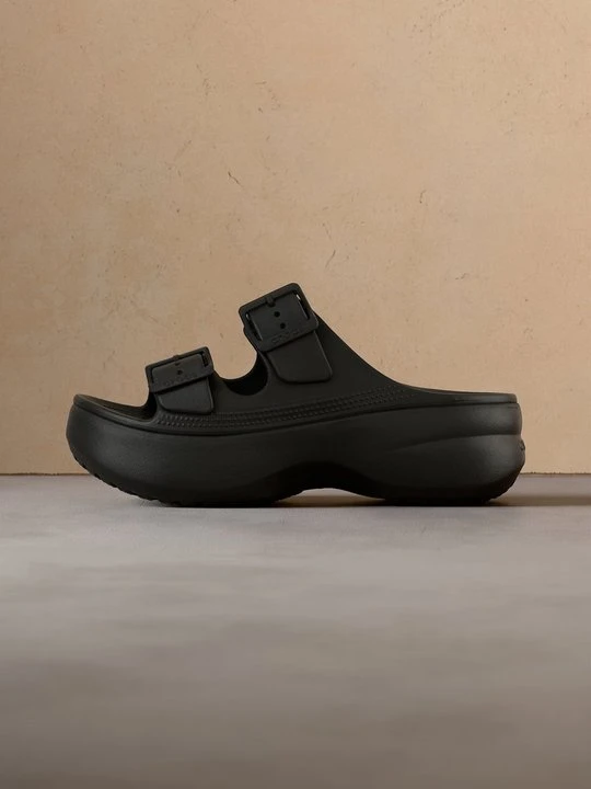 Zdjęcie produktu Klapki płaskie Crocs czarny