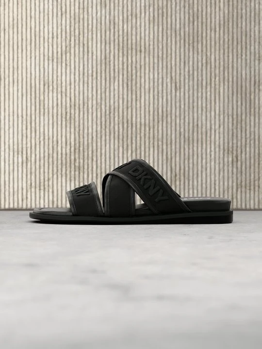 Zdjęcie produktu Klapki płaskie DKNY czarny