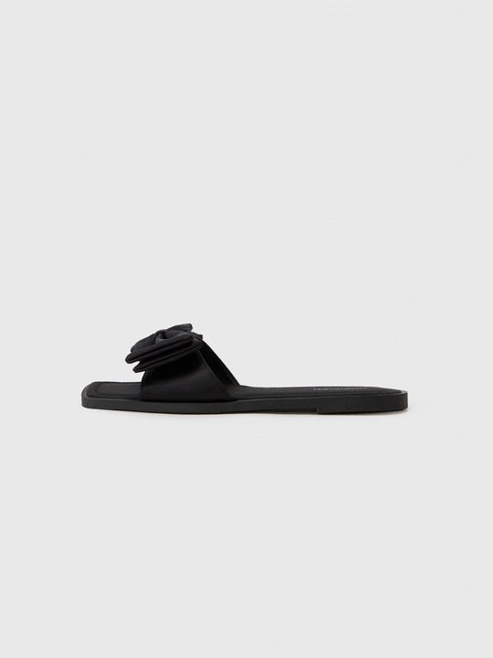 Zdjęcie produktu Klapki płaskie Even&Odd By Zalando czarny