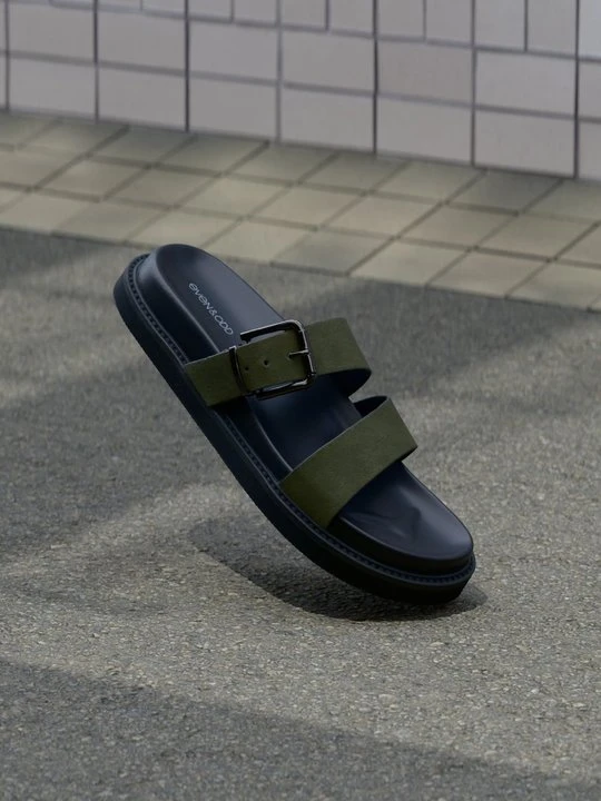 Zdjęcie produktu Klapki płaskie Even&Odd By Zalando khaki
