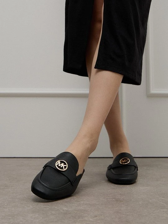 Zdjęcie produktu Klapki płaskie Michael Kors czarny