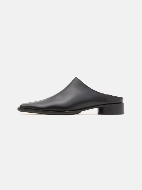 Zdjęcie produktu Klapki płaskie MM6 Maison Margiela czarny