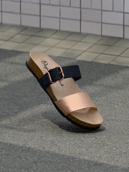 Zdjęcie produktu Klapki płaskie Pepe Jeans jasnoróżowy