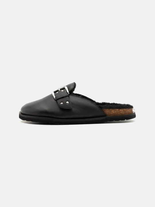 Zdjęcie produktu Klapki płaskie Steve Madden czarny