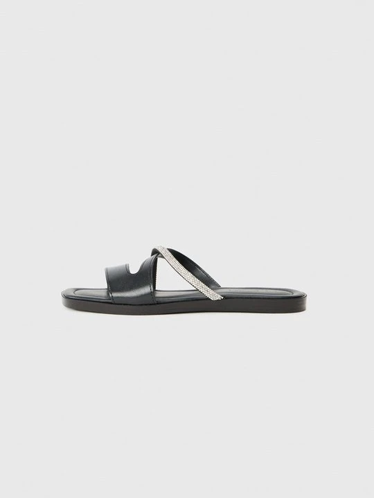 Zdjęcie produktu Klapki płaskie Steve Madden czarny