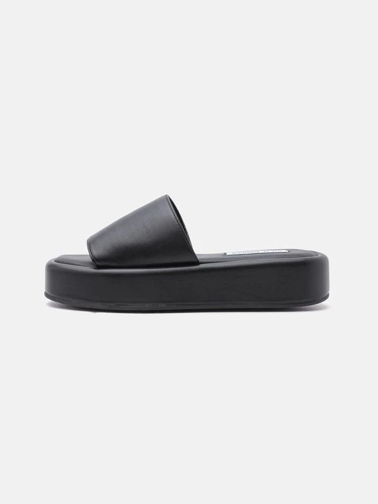 Zdjęcie produktu Klapki płaskie Steve Madden czarny