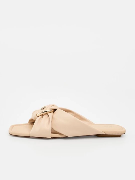 Zdjęcie produktu Klapki płaskie Stuart Weitzman