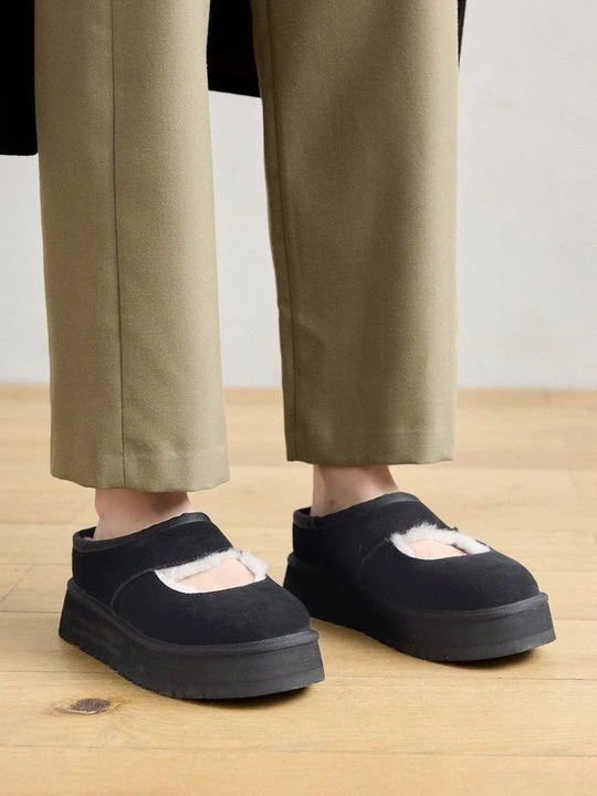 Zdjęcie produktu Klapki płaskie UGG czarny