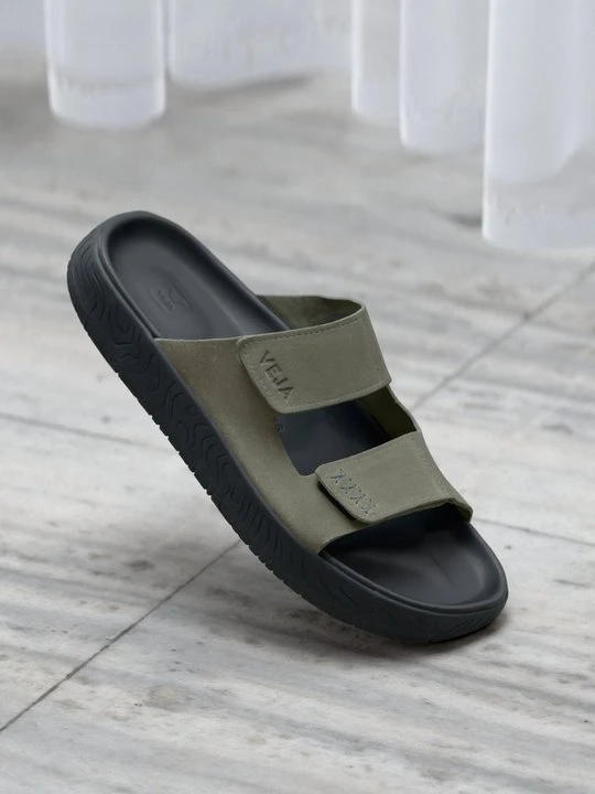 Zdjęcie produktu Klapki płaskie Veja khaki