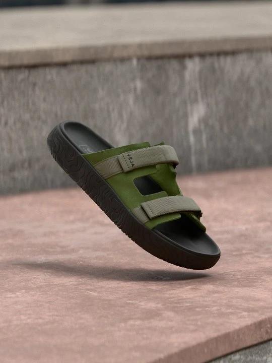 Zdjęcie produktu Klapki płaskie Veja khaki