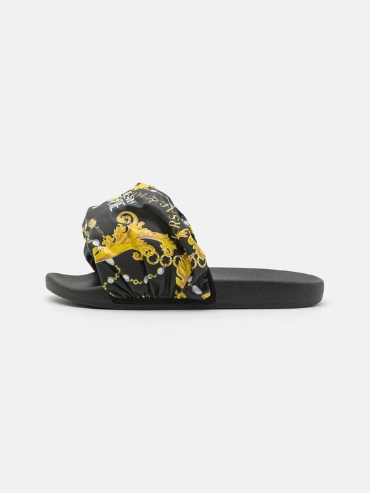 Zdjęcie produktu Klapki płaskie Versace Jeans Couture czarny