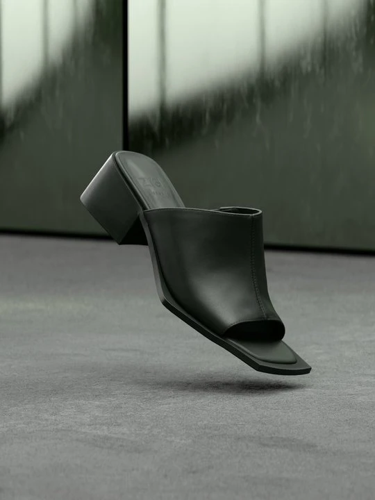 Zdjęcie produktu Klapki płaskie Zign STUDIO By Zalando czarny